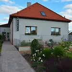 Apartment U Vaclava - 7 Minut Od Letiste Vaclava Havla - Parkovani Zdarma *