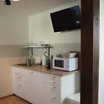 U Vaclava - 7 Minut Od Letiste Vaclava Havla - Parkovani Zdarma *
