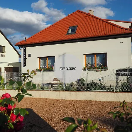 U Vaclava - 7 Minut Od Letiste Vaclava Havla - Parkovani Zdarma 公寓 *