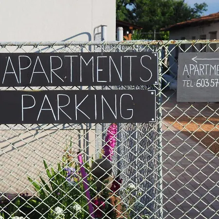 U Vaclava - 7 Minut Od Letiste Vaclava Havla - Parkovani Zdarma *