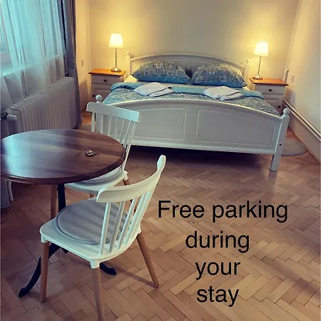 U Vaclava - 7 Minut Od Letiste Vaclava Havla - Parkovani Zdarma Apartment Kněževes