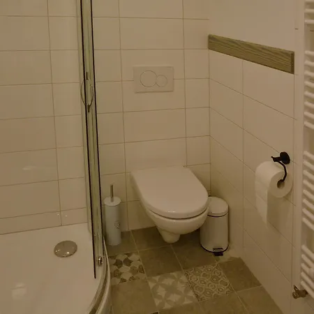 U Vaclava - 7 Minut Od Letiste Vaclava Havla - Parkovani Zdarma Daire Kněževes