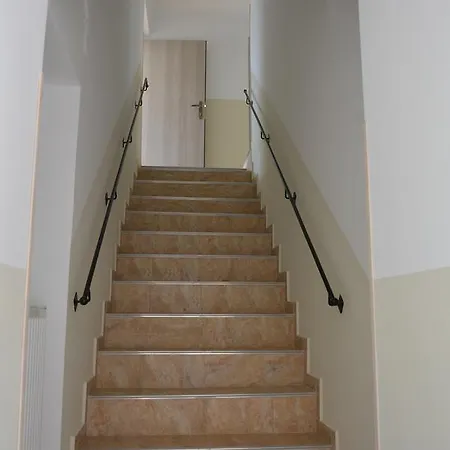 U Vaclava - 7 Minut Od Letiste Vaclava Havla - Parkovani Zdarma *