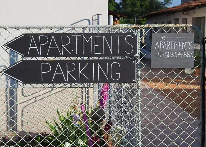 U Vaclava - 7 Minut Od Letiste Vaclava Havla - Parkovani Zdarma *